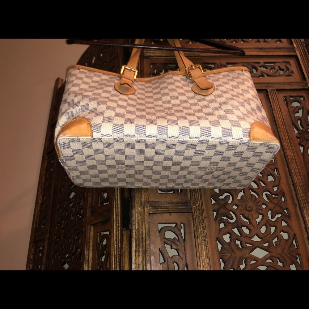 Auth Louis Vuitton Hampstead Tote & Zippy Wallet - Picture 8 of 14